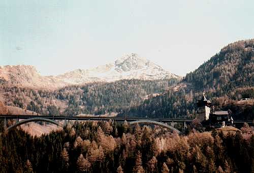 Eisenbahnbrücke im Möll-Tal