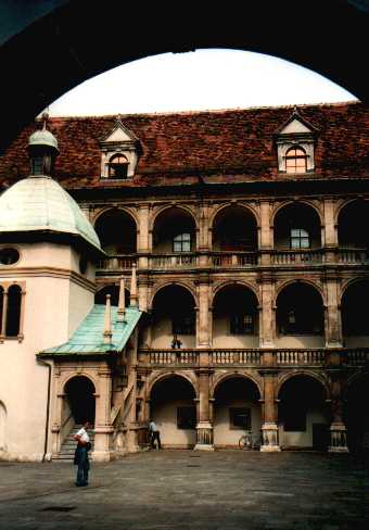 Arkadeninnenhof Landhaus