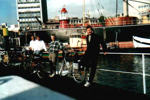 Beim Maritiem Museum in Rotterdam