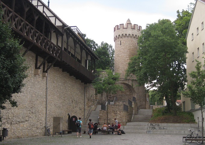 Stadtmauer mit Pulverturm
