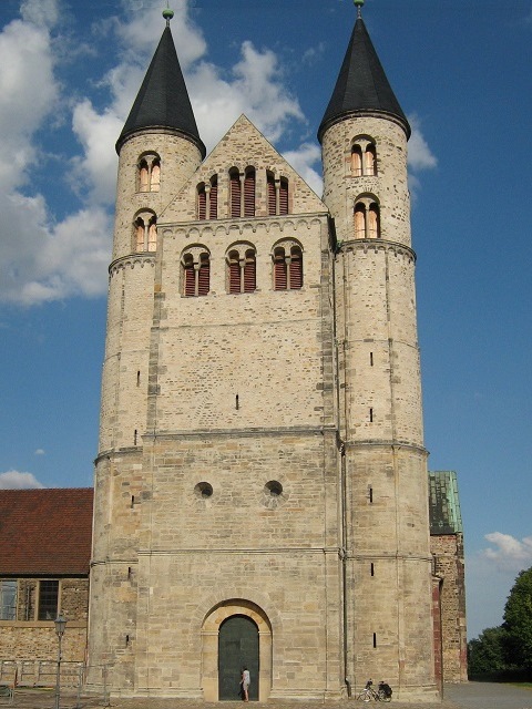 Kloster Unser Lieben Frauen