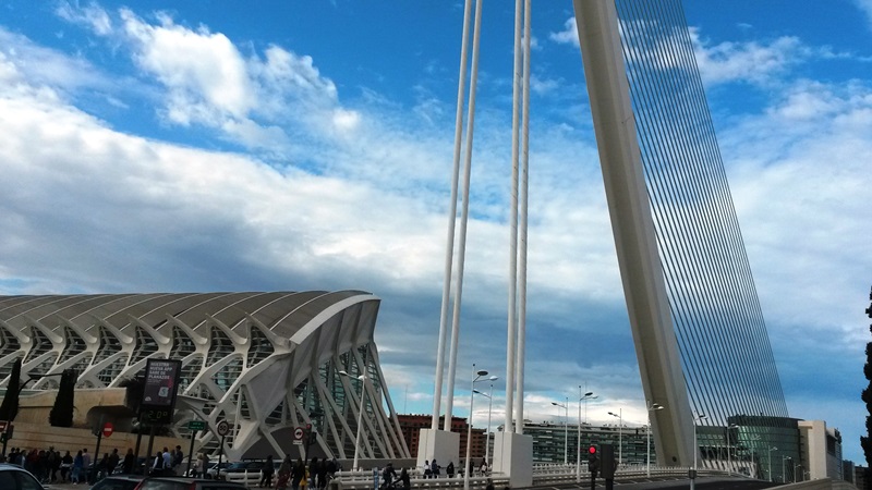 Wissenschaftsmuseum und Harfenbrcke