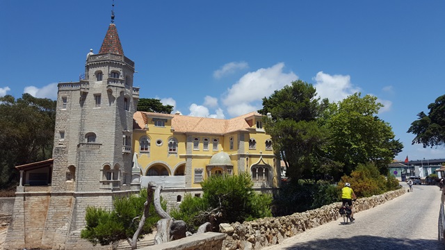Museu Condes de Castro Guimarães