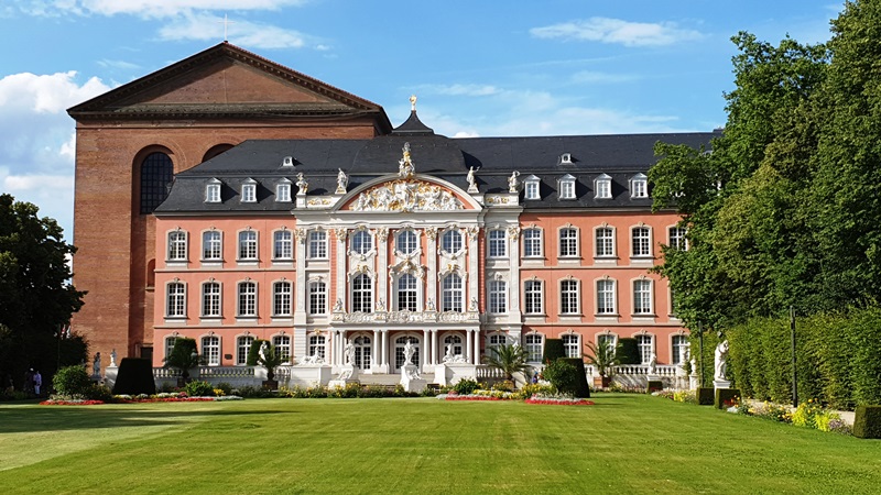 Kurfstliches Palais